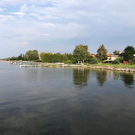 Vadszilva Apartman Balatonoszod Ngoại thất bức ảnh