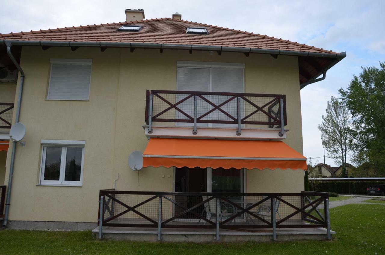 Vadszilva Apartman Balatonoszod Ngoại thất bức ảnh